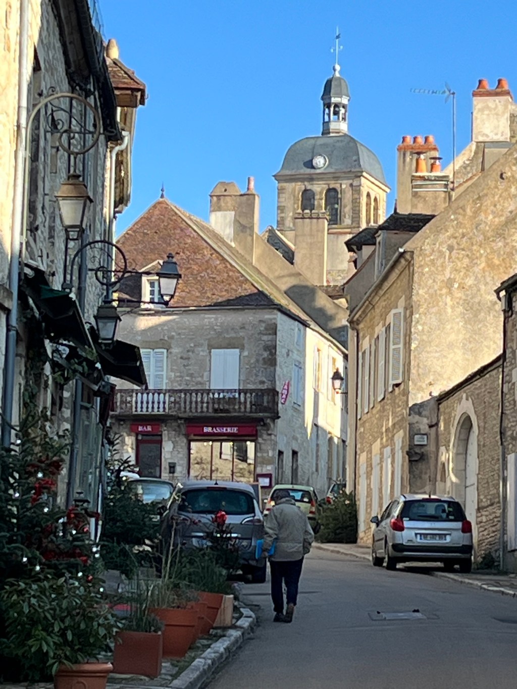 Circumnavigating the Morvan, – Vezelay & Bourges